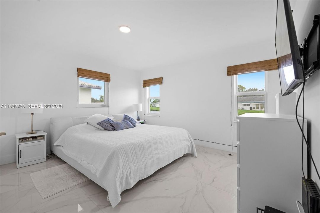 En Venta: $456,500 (2 camas, 2 baños, 1438 Pies cuadrados)