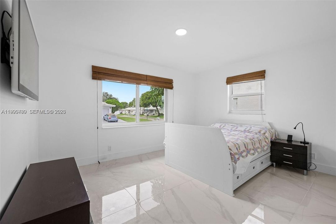 En Venta: $456,500 (2 camas, 2 baños, 1438 Pies cuadrados)