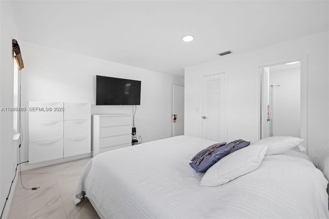 En Venta: $456,500 (2 camas, 2 baños, 1438 Pies cuadrados)