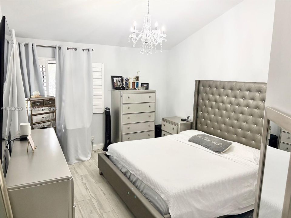 На продажу: $574,000 (3 спален, 2 ванн, 1738 Квадратных фут)