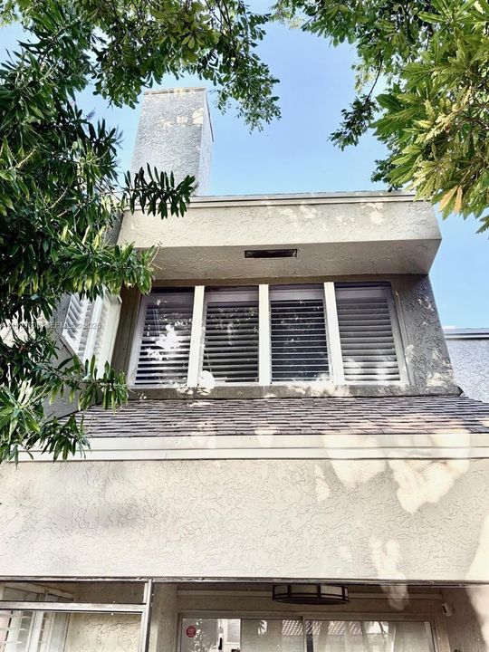 На продажу: $574,000 (3 спален, 2 ванн, 1738 Квадратных фут)