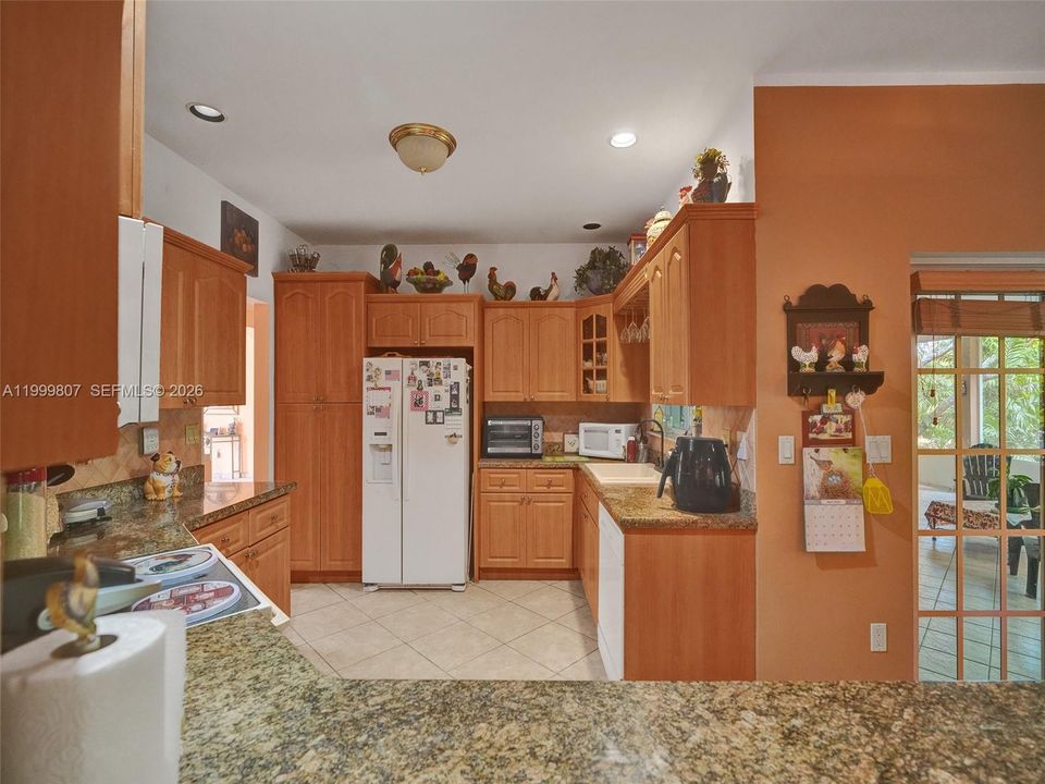 На продажу: $919,900 (3 спален, 2 ванн, 2153 Квадратных фут)