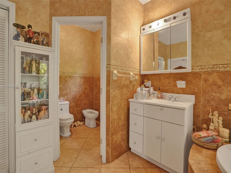 На продажу: $919,900 (3 спален, 2 ванн, 2153 Квадратных фут)