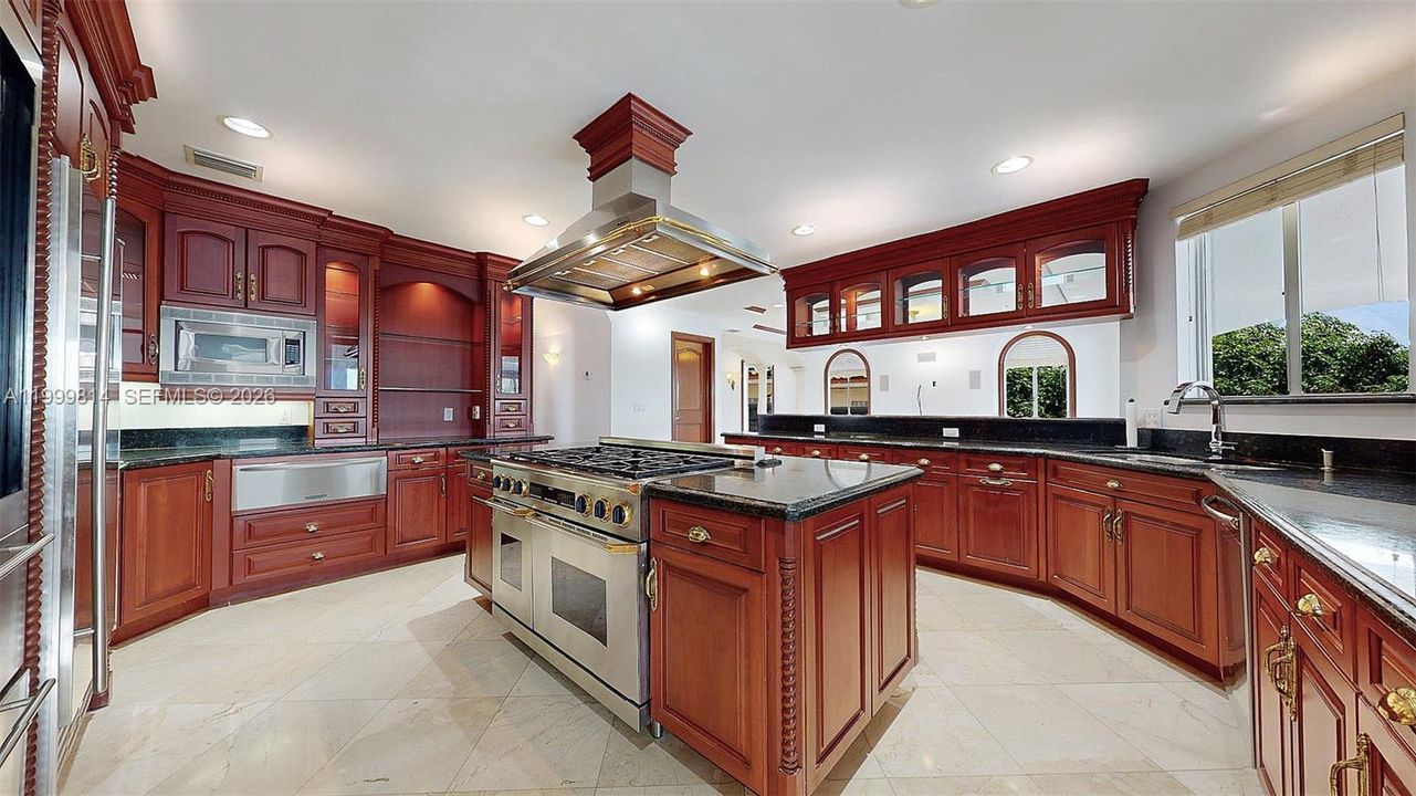 For Sale: $6,700,000 (5 beds, 3 baths, 3851 Square Feet)