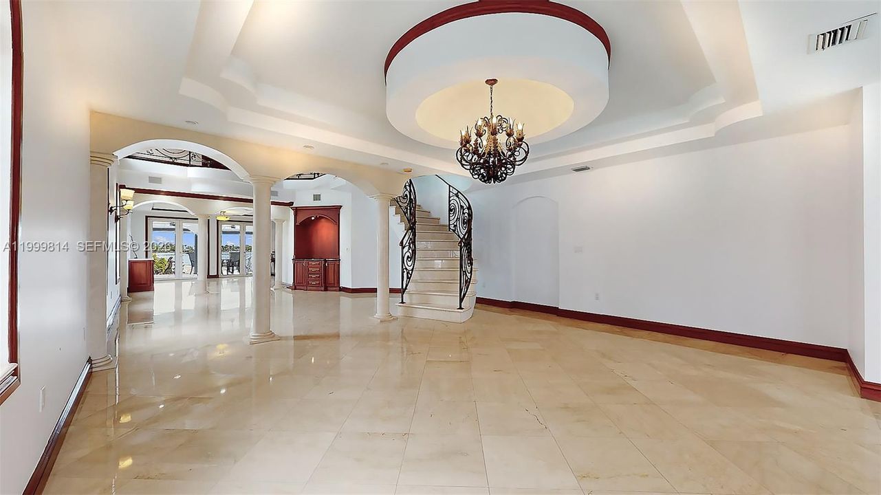 For Sale: $6,700,000 (5 beds, 3 baths, 3851 Square Feet)