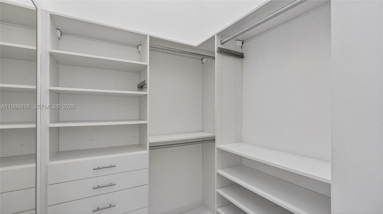 Active With Contract: $9,950 (3 beds, 2 baths, 0 Square Feet)