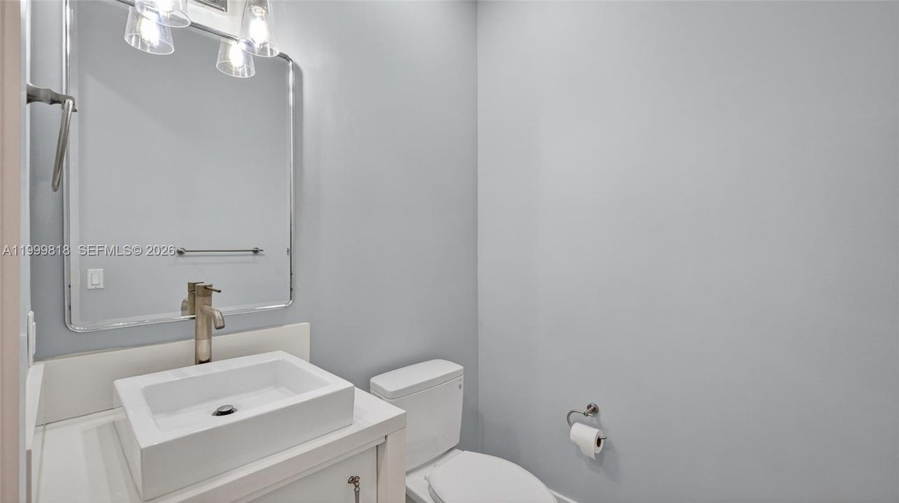Active With Contract: $9,950 (3 beds, 2 baths, 0 Square Feet)