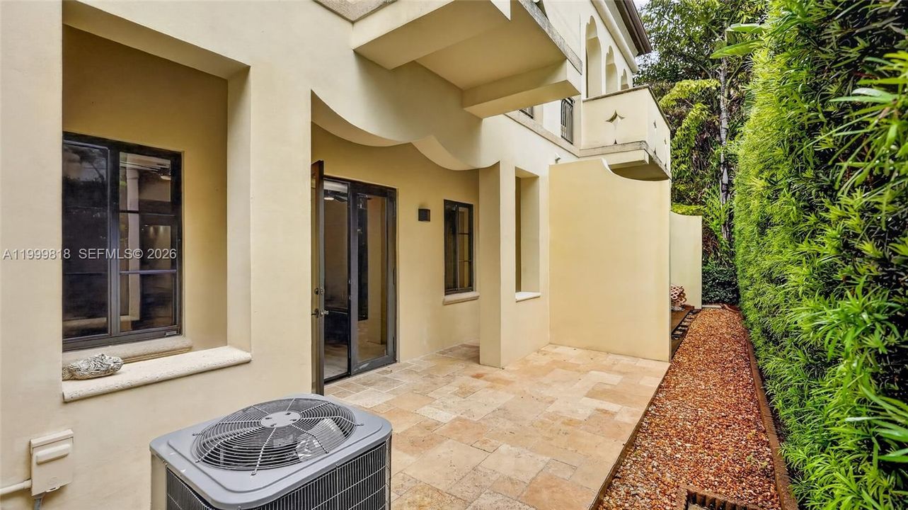Active With Contract: $9,950 (3 beds, 2 baths, 0 Square Feet)