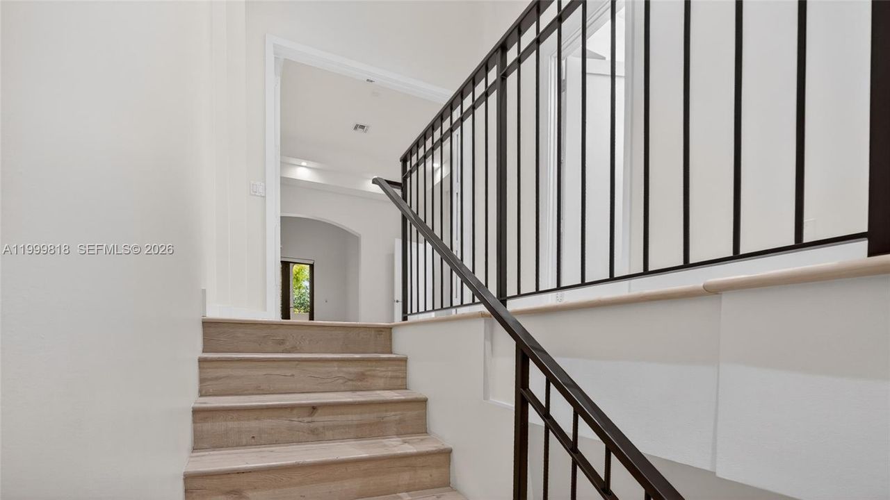Active With Contract: $9,950 (3 beds, 2 baths, 0 Square Feet)