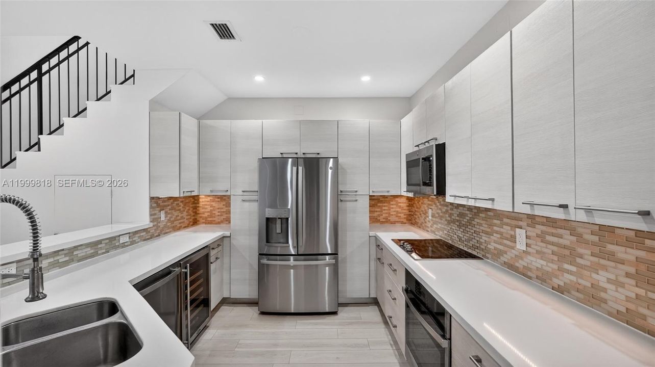 Active With Contract: $9,950 (3 beds, 2 baths, 0 Square Feet)