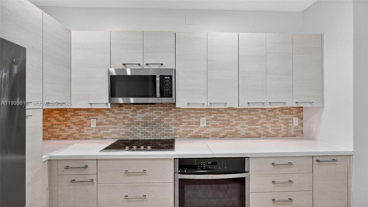 Active With Contract: $9,950 (3 beds, 2 baths, 0 Square Feet)