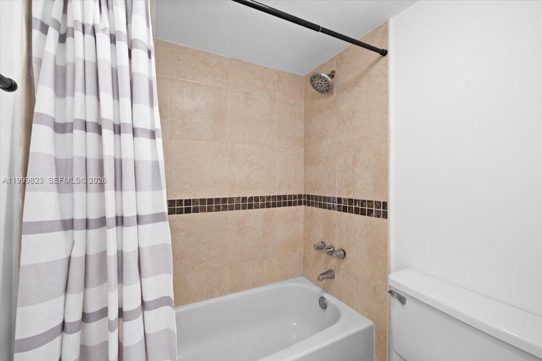 Active With Contract: $150,000 (2 beds, 2 baths, 1025 Square Feet)
