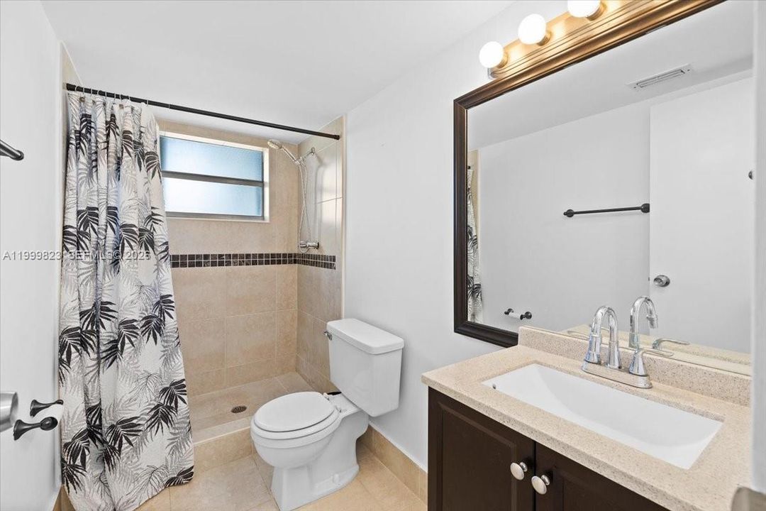 Active With Contract: $150,000 (2 beds, 2 baths, 1025 Square Feet)
