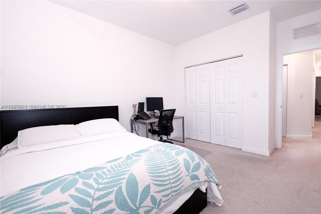 For Sale: $549,999 (3 beds, 2 baths, 1754 Square Feet)