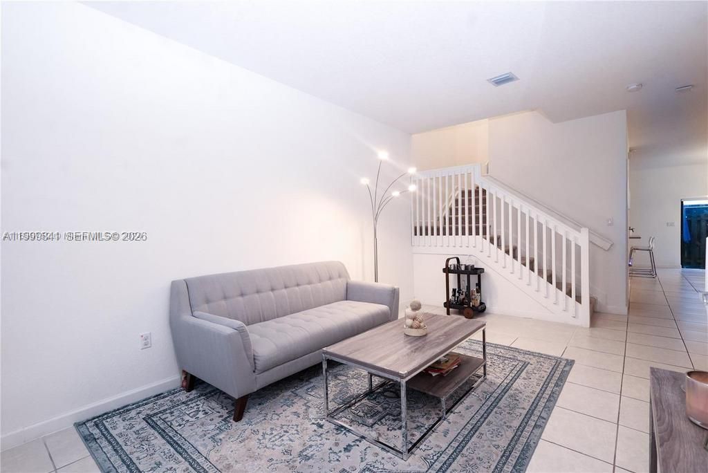 For Sale: $549,999 (3 beds, 2 baths, 1754 Square Feet)