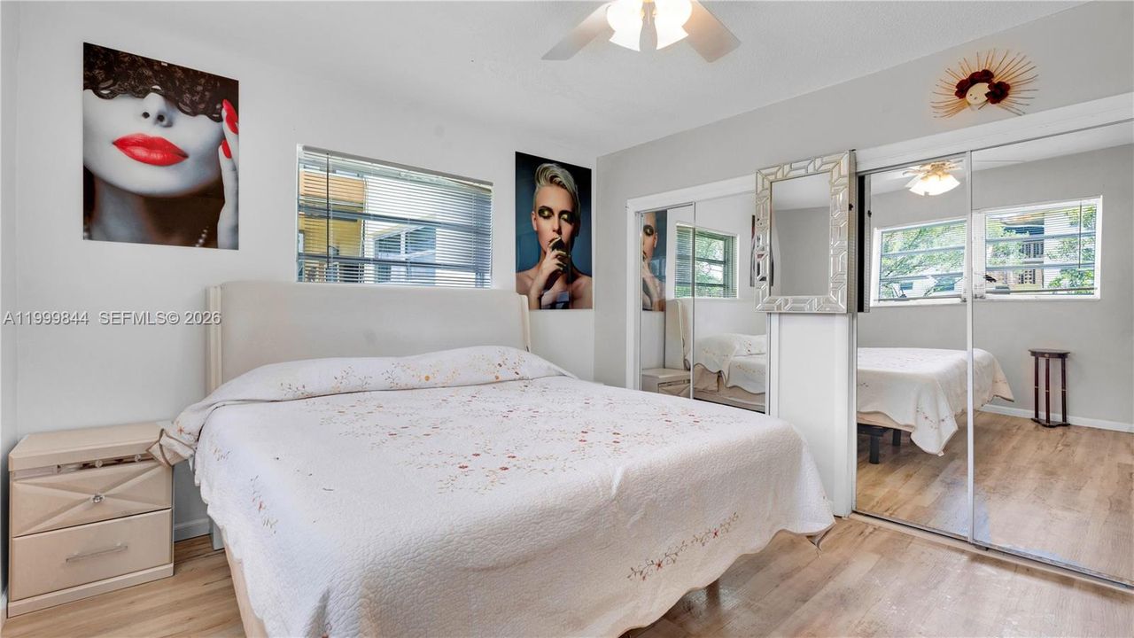 For Sale: $70,000 (1 beds, 1 baths, 688 Square Feet)