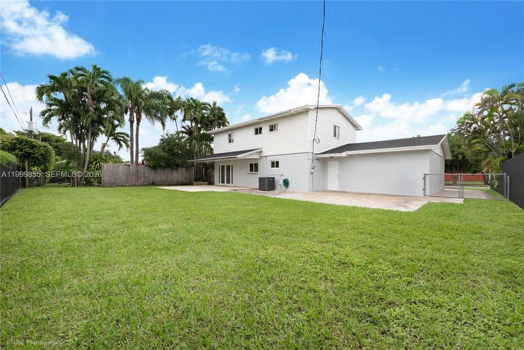 En Venta: $849,990 (4 camas, 3 baños, 1920 Pies cuadrados)