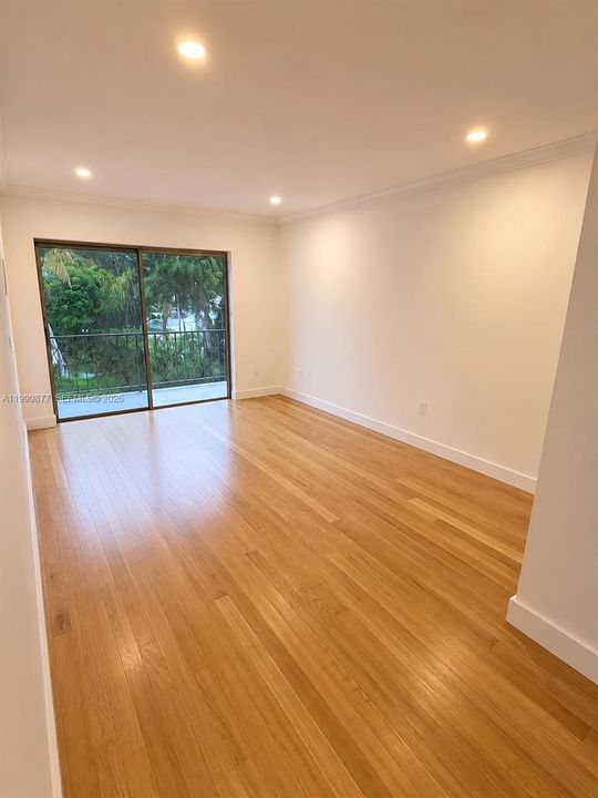 В аренду: $32,000 (4 спален, 4 ванн, 4206 Квадратных фут)
