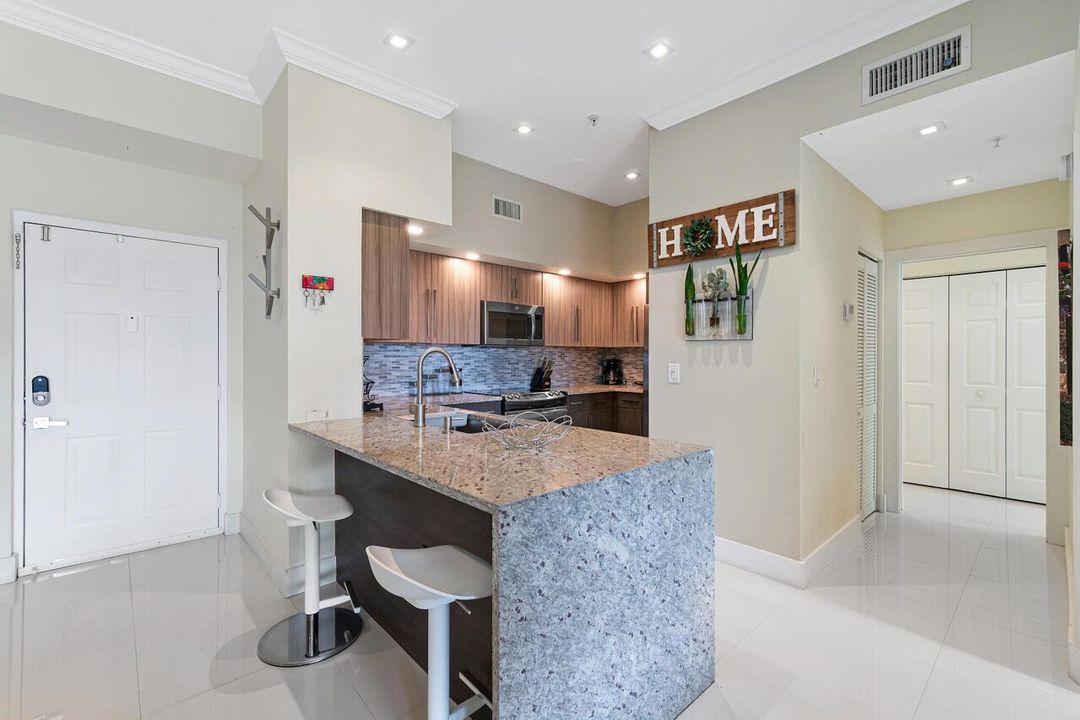 001-11730SaintAndrewsPlace-Wellington-FL