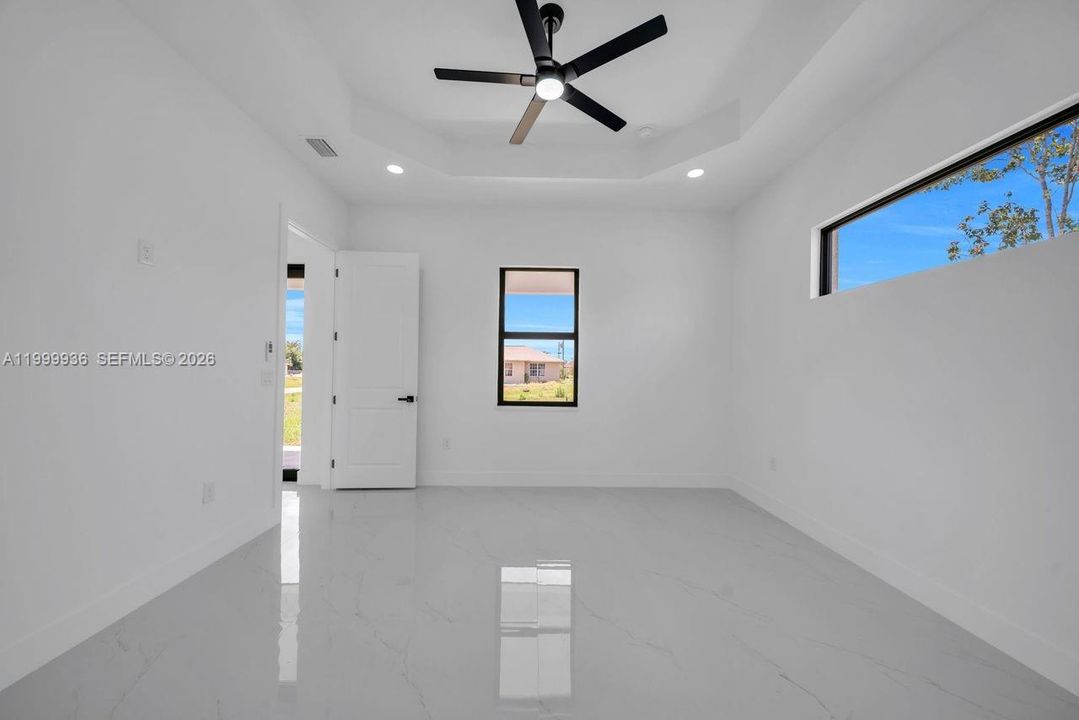 En Venta: $364,900 (3 camas, 2 baños, 1650 Pies cuadrados)