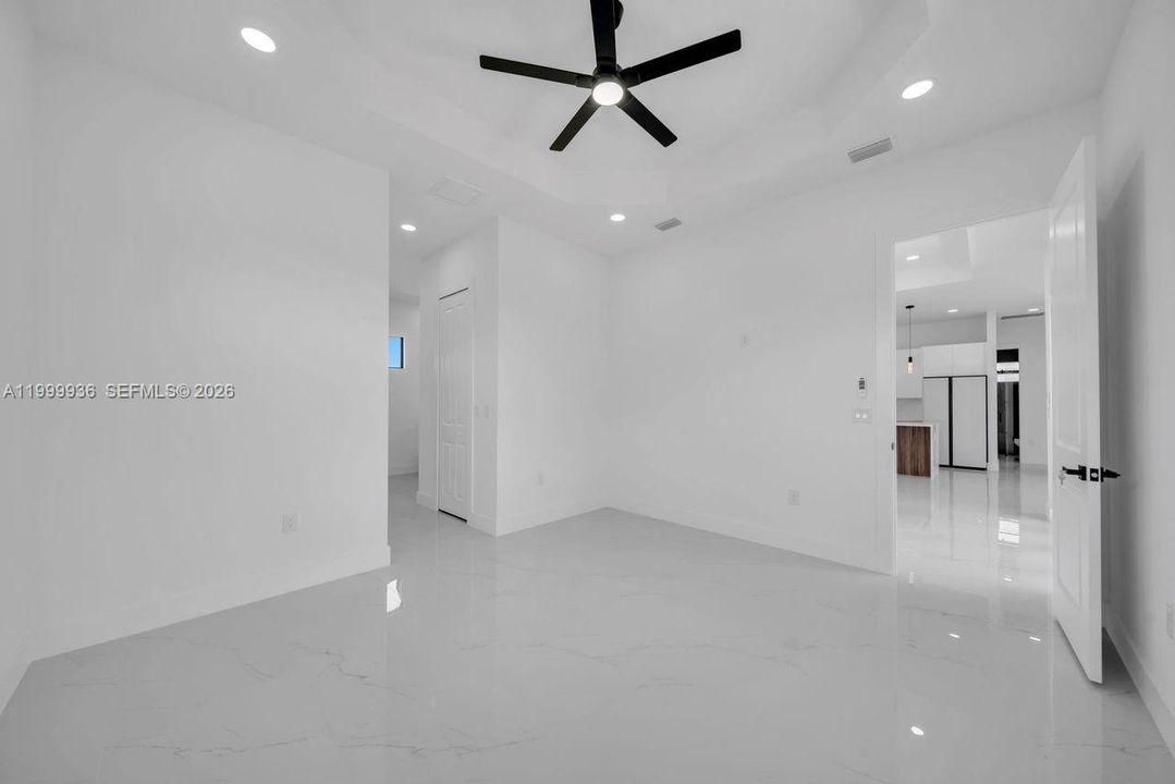 En Venta: $364,900 (3 camas, 2 baños, 1650 Pies cuadrados)
