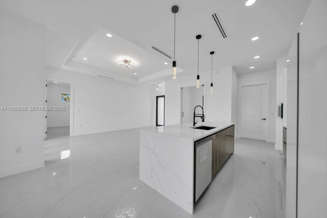 En Venta: $364,900 (3 camas, 2 baños, 1650 Pies cuadrados)