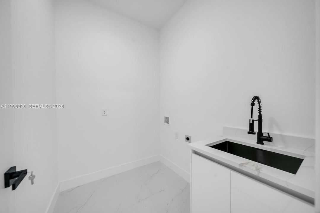 En Venta: $364,900 (3 camas, 2 baños, 1650 Pies cuadrados)