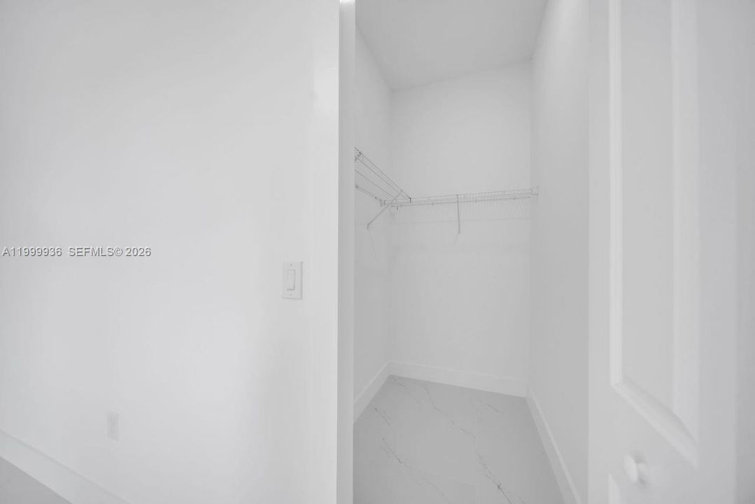 En Venta: $364,900 (3 camas, 2 baños, 1650 Pies cuadrados)