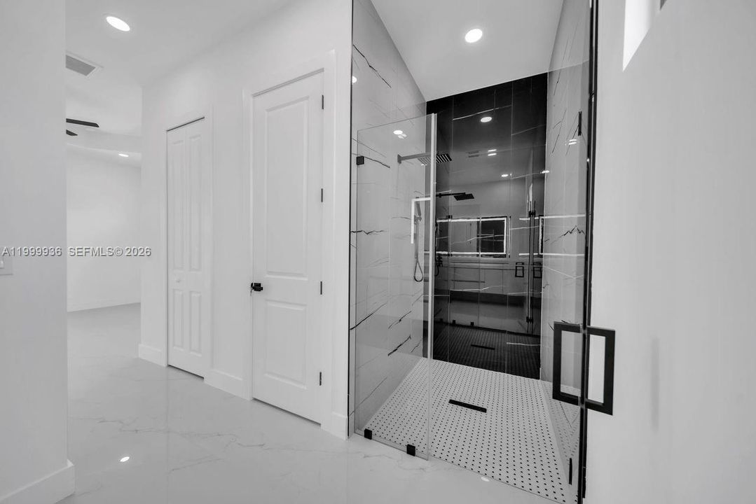 En Venta: $364,900 (3 camas, 2 baños, 1650 Pies cuadrados)