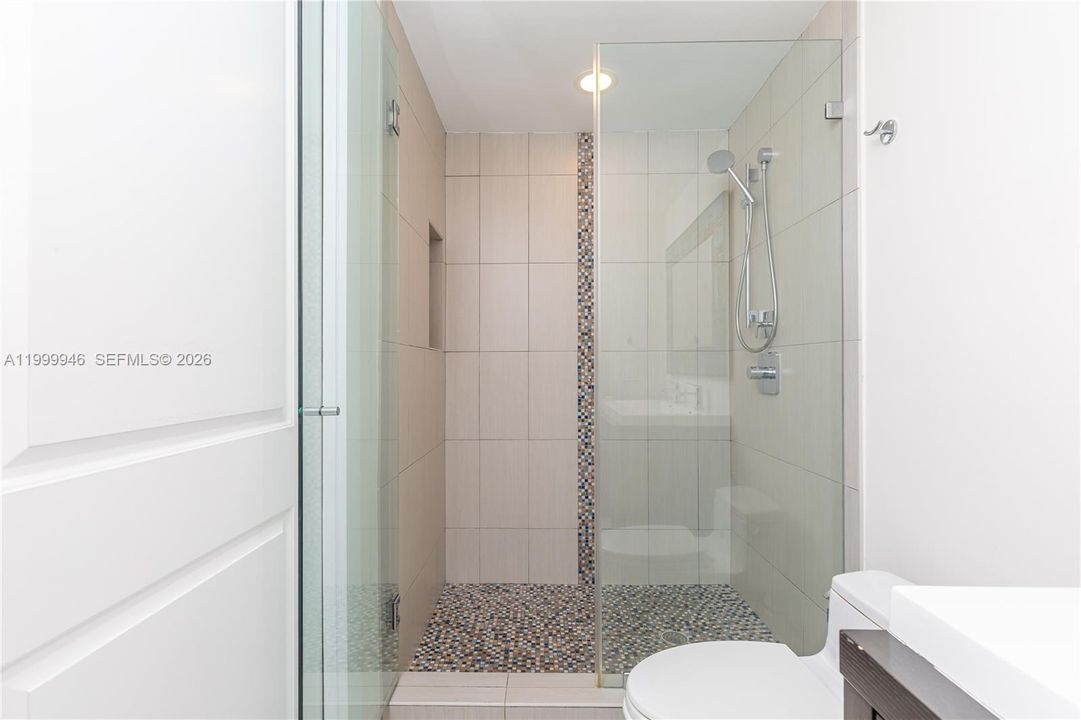En Renta: $18,000 (5 camas, 4 baños, 3658 Pies cuadrados)