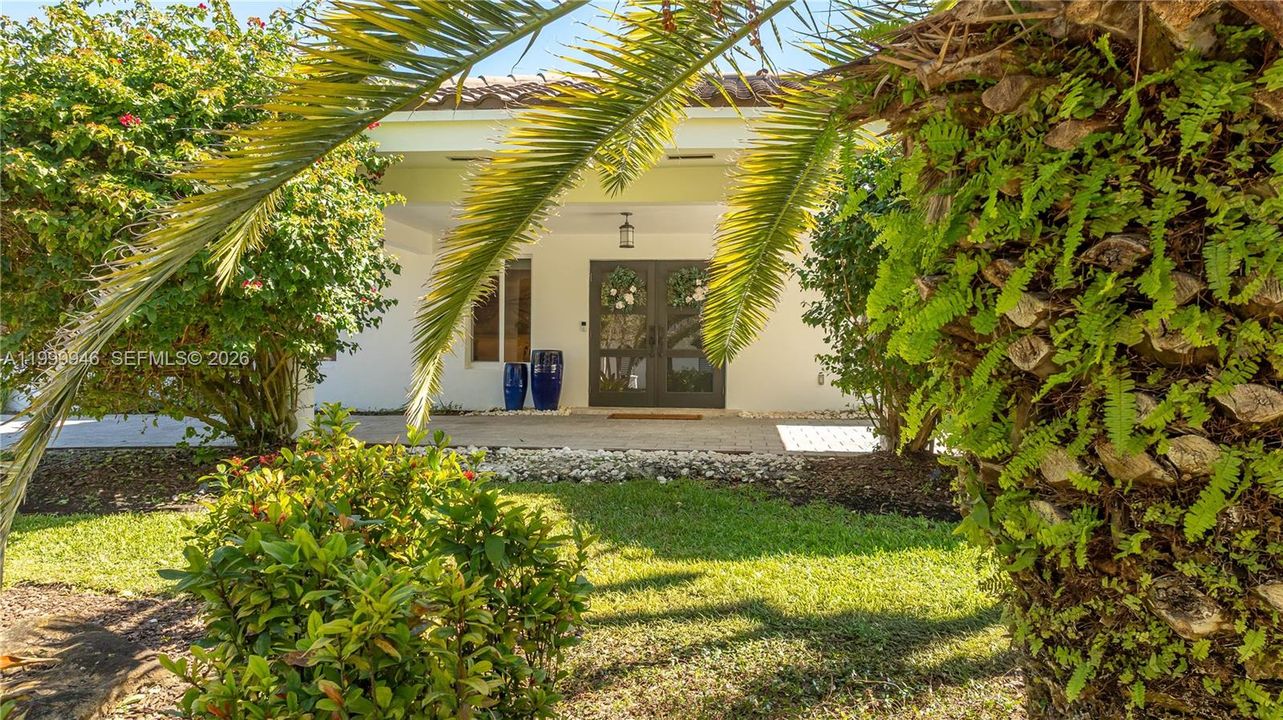 En Renta: $18,000 (5 camas, 4 baños, 3658 Pies cuadrados)
