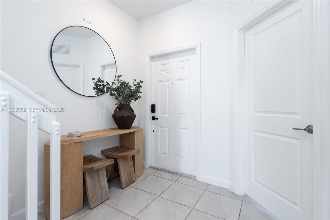For Sale: $445,000 (3 beds, 3 baths, 1328 Square Feet)