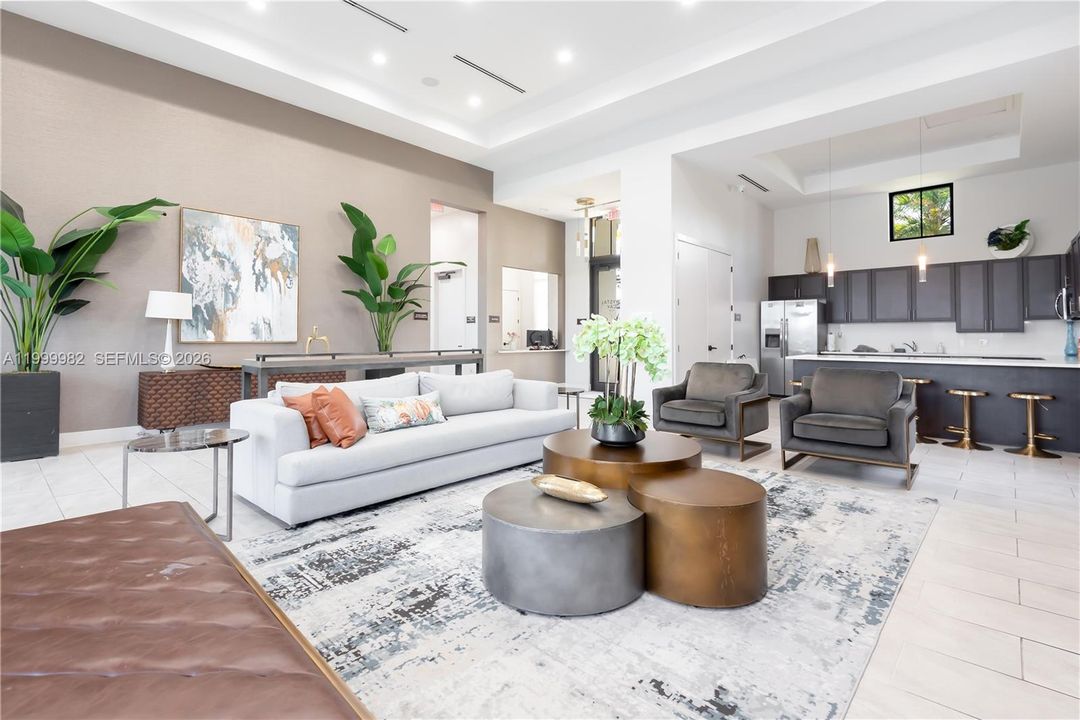 For Sale: $445,000 (3 beds, 3 baths, 1328 Square Feet)