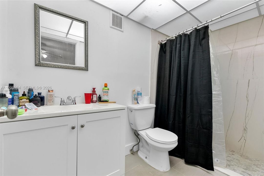 For Sale: $179,000 (2 beds, 2 baths, 1167 Square Feet)