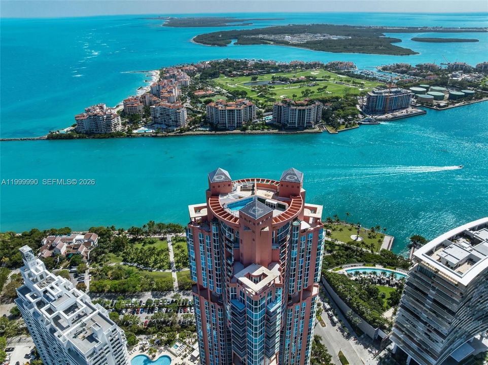 For Sale: $24,999,000 (4 beds, 6 baths, 5680 Square Feet)