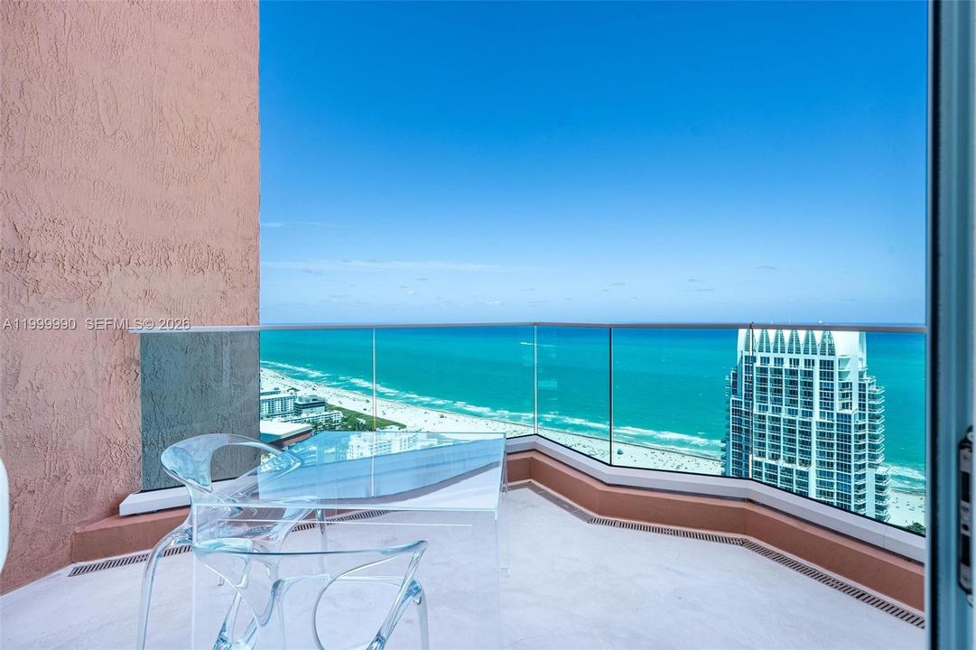 For Sale: $24,999,000 (4 beds, 6 baths, 5680 Square Feet)