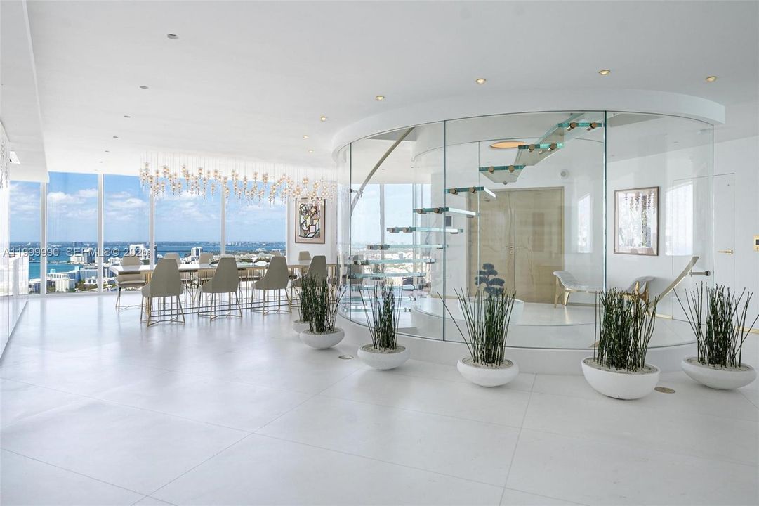 For Sale: $24,999,000 (4 beds, 6 baths, 5680 Square Feet)