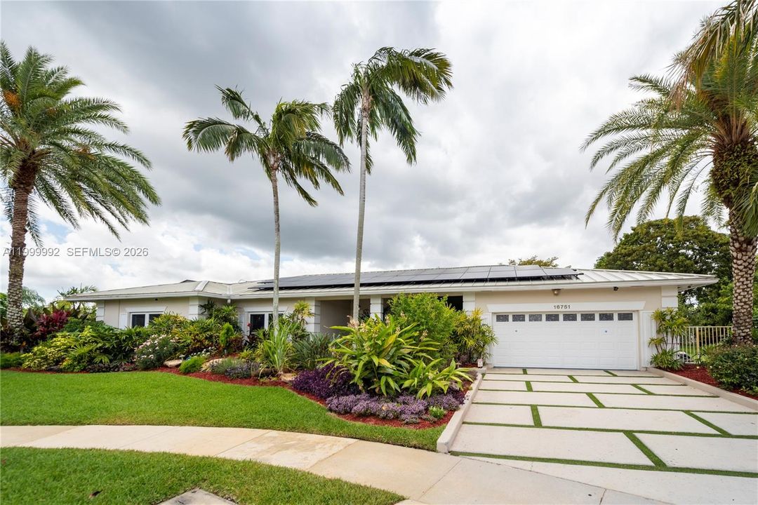 Active With Contract: $1,399,000 (4 beds, 3 baths, 3397 Square Feet)