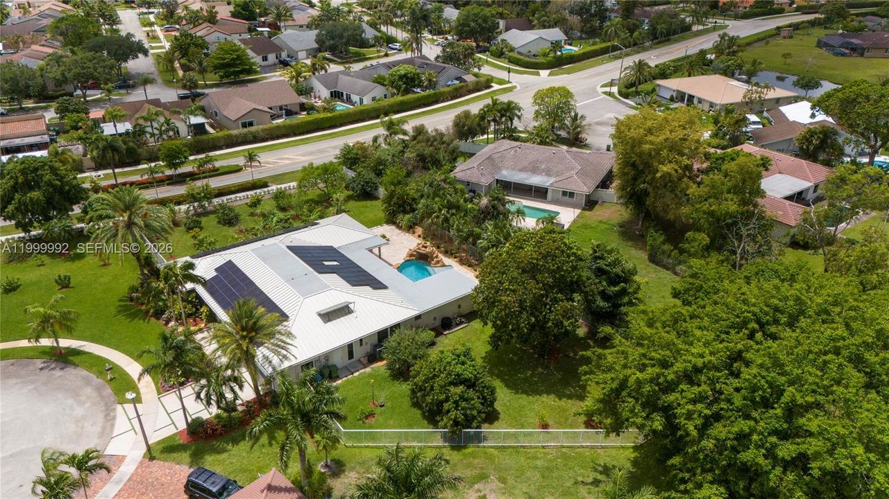 Active With Contract: $1,399,000 (4 beds, 3 baths, 3397 Square Feet)