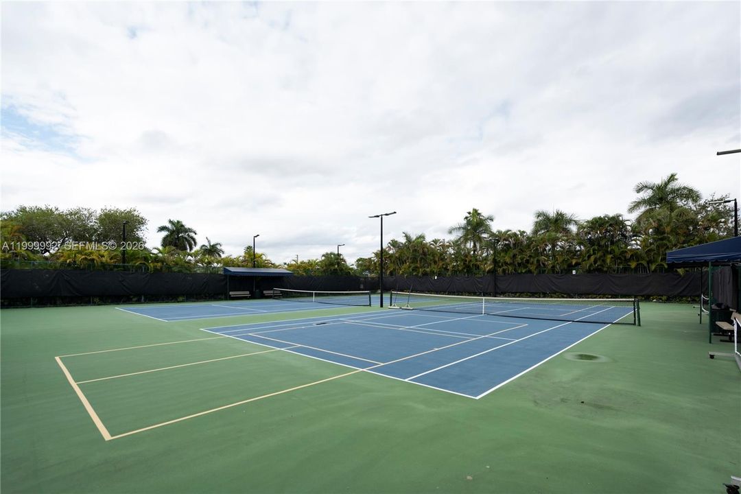 Active With Contract: $1,399,000 (4 beds, 3 baths, 3397 Square Feet)