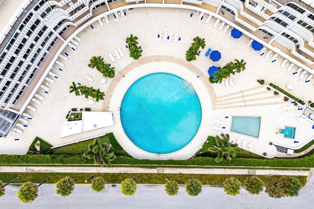 044-100SunriseAvenue-PalmBeach-FL-33480-