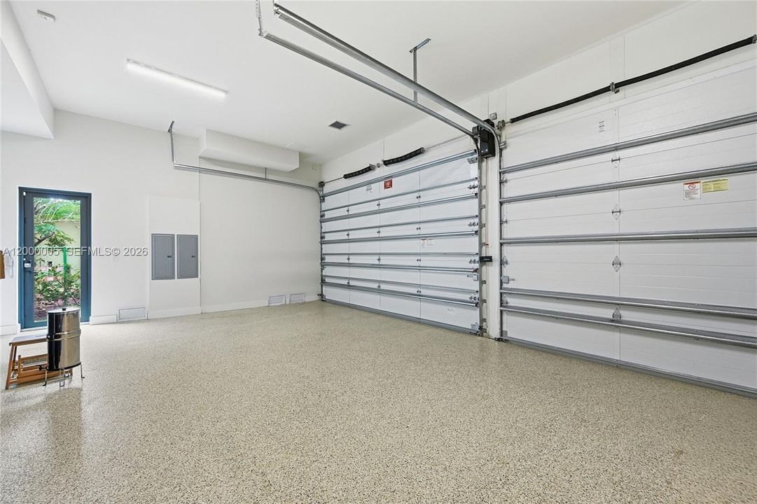 En Renta: $50,000 (5 camas, 6 baños, 4759 Pies cuadrados)