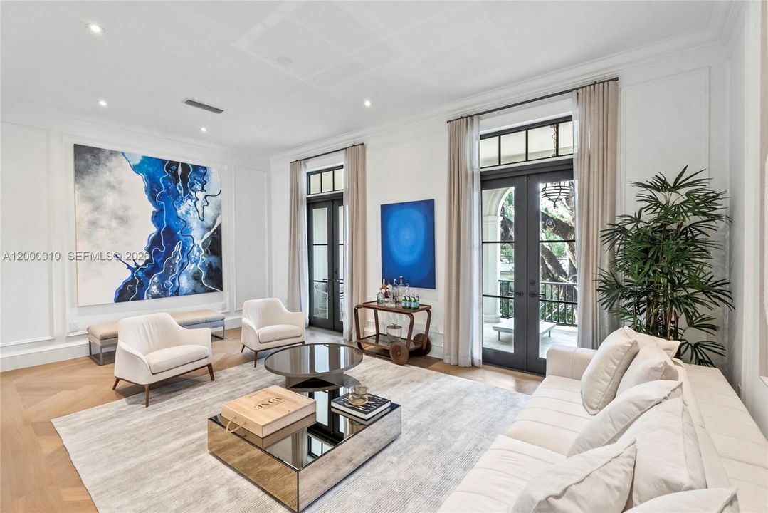 For Sale: $4,999,000 (4 beds, 4 baths, 4080 Square Feet)