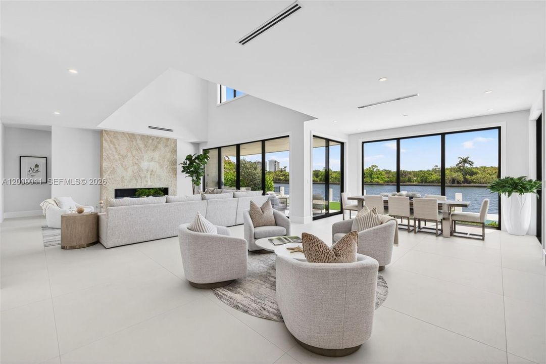 For Sale: $10,495,000 (5 beds, 6 baths, 4991 Square Feet)