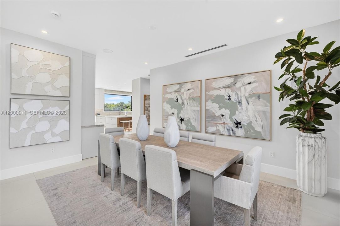 For Sale: $10,495,000 (5 beds, 6 baths, 4991 Square Feet)