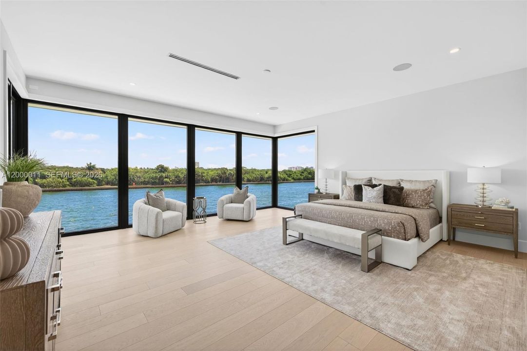 For Sale: $10,495,000 (5 beds, 6 baths, 4991 Square Feet)