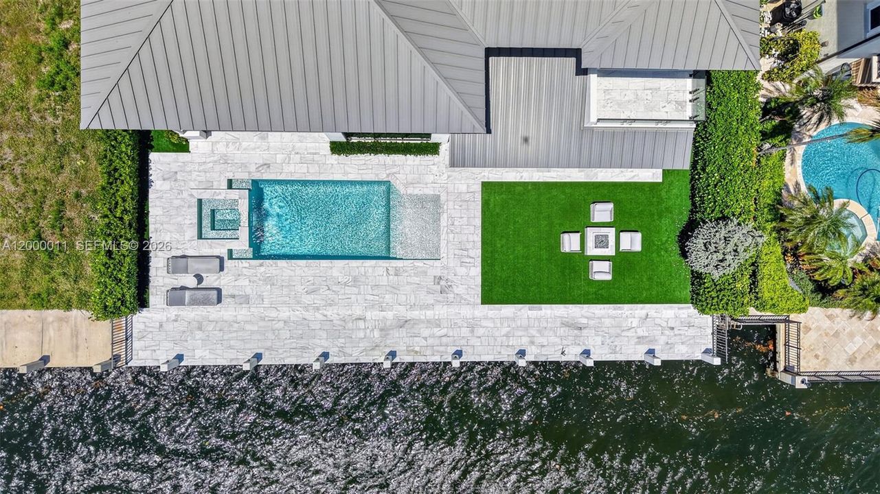 For Sale: $10,495,000 (5 beds, 6 baths, 4991 Square Feet)