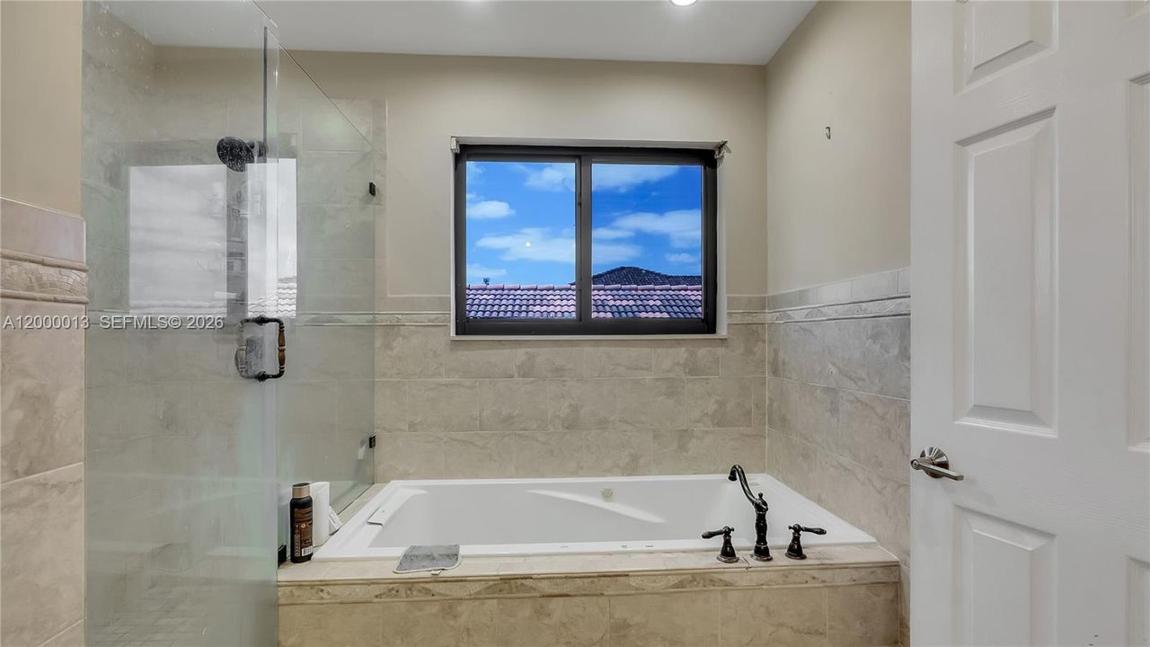 Recently Sold: $619,000 (4 beds, 2 baths, 2106 Square Feet)