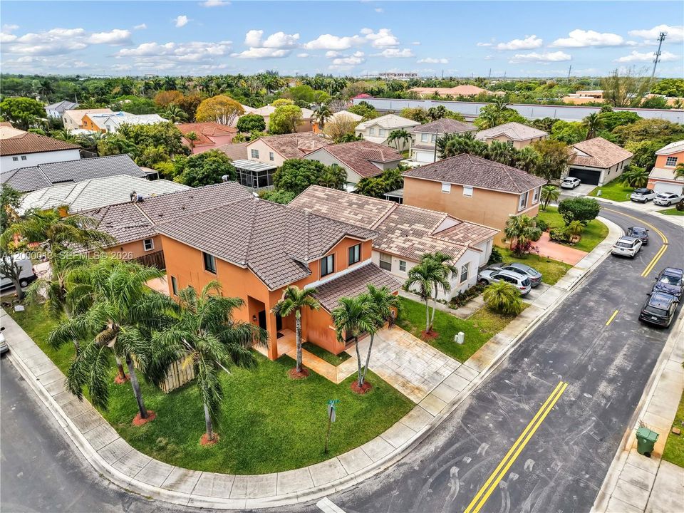 Recently Sold: $619,000 (4 beds, 2 baths, 2106 Square Feet)