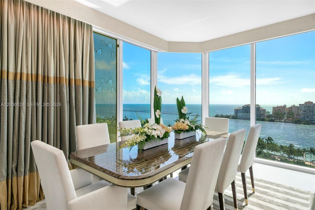 For Sale: $4,999,999 (3 beds, 2 baths, 2340 Square Feet)